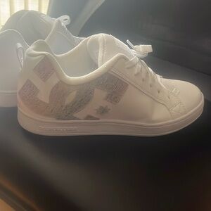 Beautiful running shoes never wear